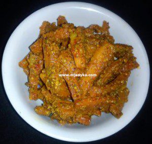 Carrot Pickles Recipe (गाजर का अचार) 2 Gajar-ka-Achar