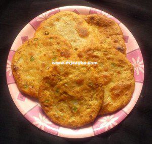 Matar Ki Kachori Recipe (मटर की कचौड़ी) 2 Matar Ki Kachori Recipe