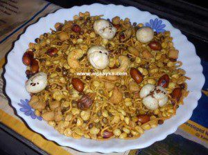 Navratan Mixture Recipe (नवरत्न मिक्सचर) 2 Navratan Mixture Recipe