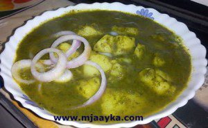 Palak spinach curry