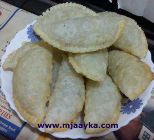 Semolina gujiya recipe