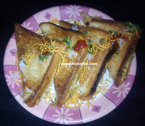 noodles-sandwich