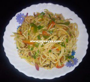 veg-hakka-noodles